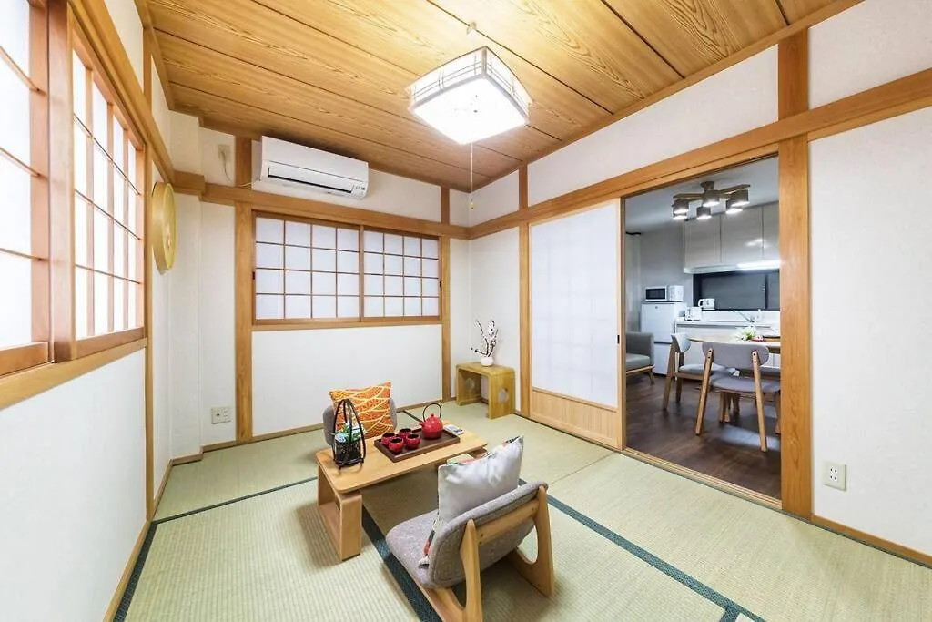 House5DkNamba 7 Min ～昭然閣shozenkaku～ Apartment Osaka