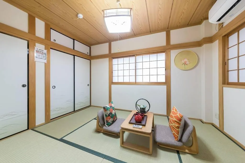 House5DkNamba 7 Min ～昭然閣shozenkaku～ Apartment Osaka