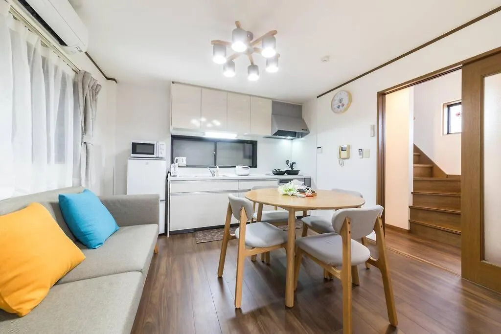 Apartmán House[5DK]Namba 7 min ～昭然閣Shozenkaku～ Ósaka Japonsko